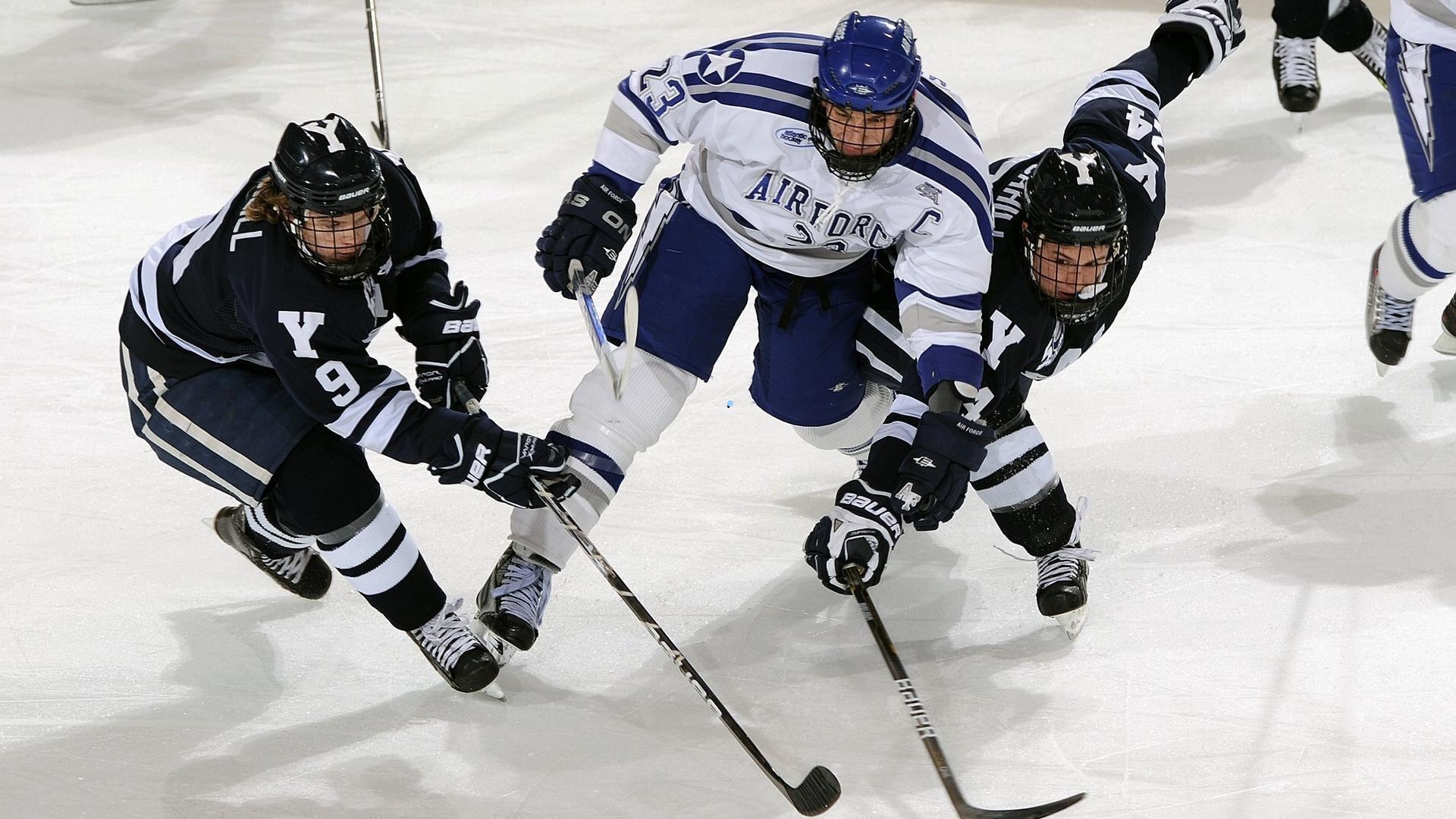 国安后防线迎来强援曙光？或签下巴坎布昔日西甲豪门队友