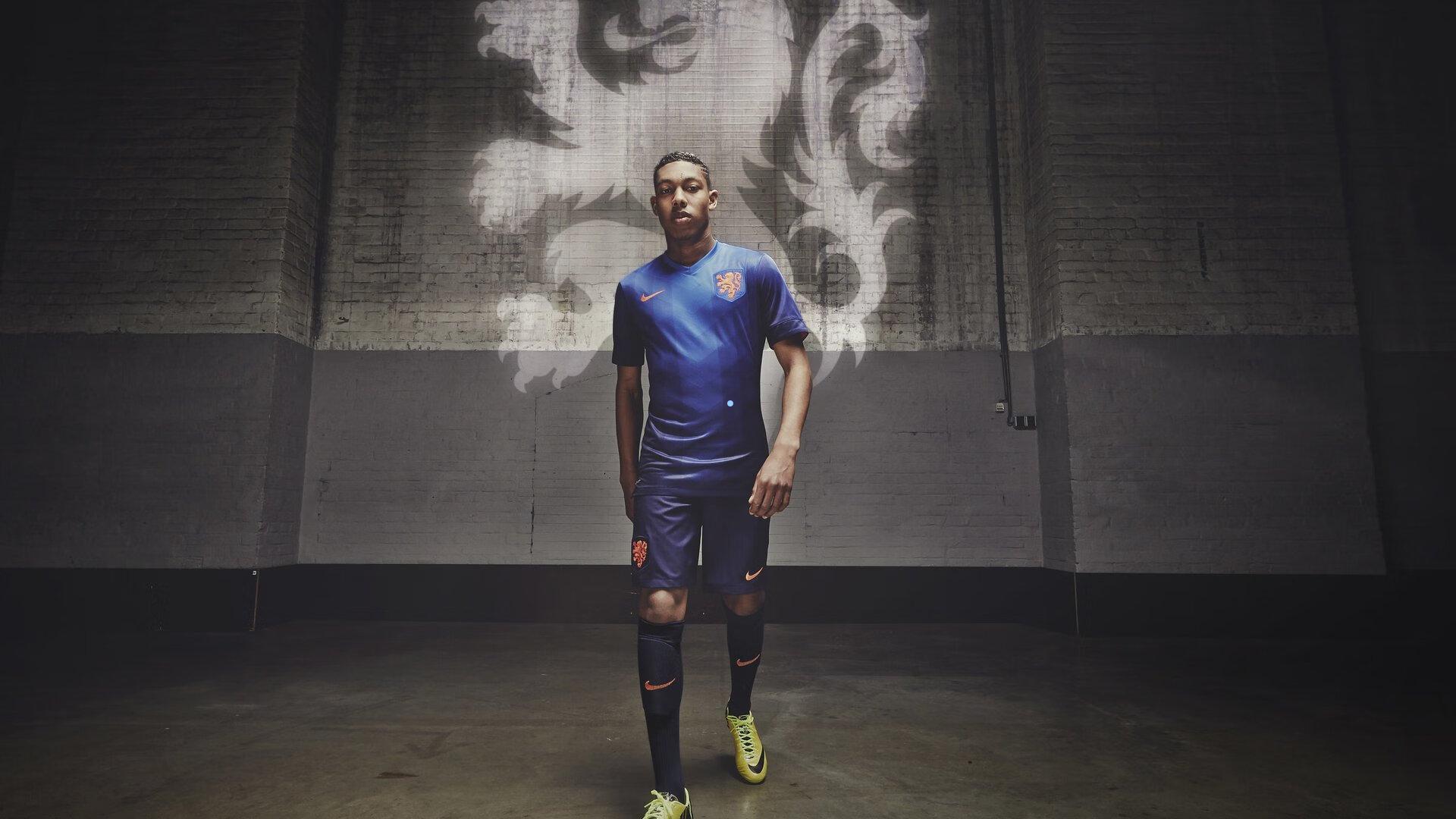 加图索直言世界杯资格为首要目标，强调困境中保持冷静至关重要